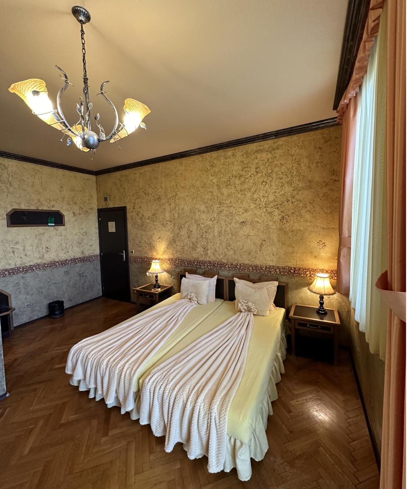 Guesthouse Petra Veliko Tarnovo Buitenkant foto