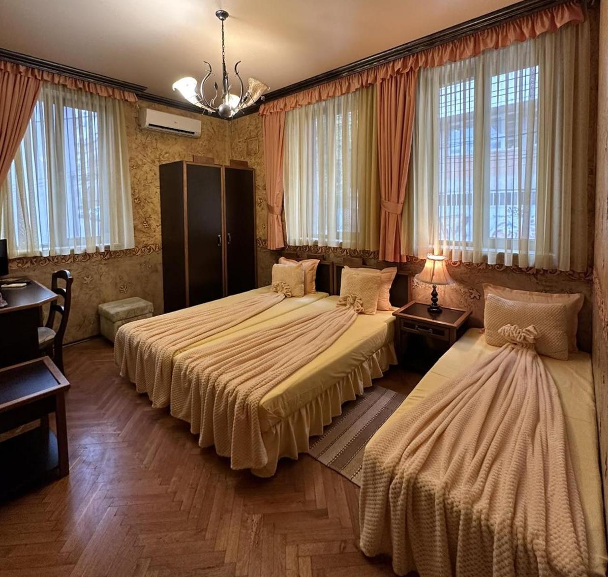 Guesthouse Petra Veliko Tarnovo Buitenkant foto